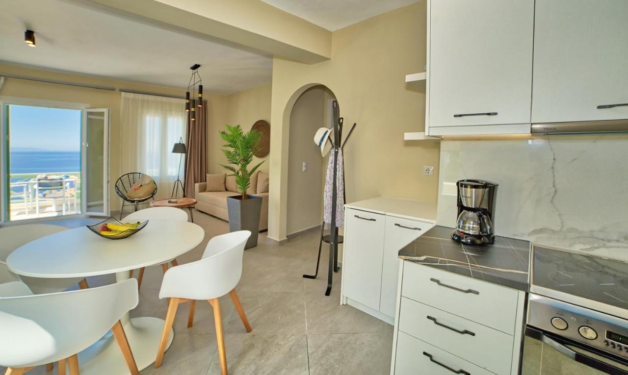 Corali Suites Andros Batsíon Exterior foto