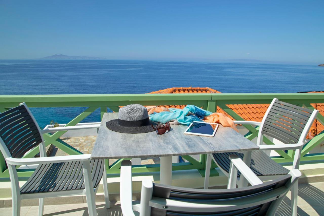 Corali Suites Andros Batsíon Exterior foto