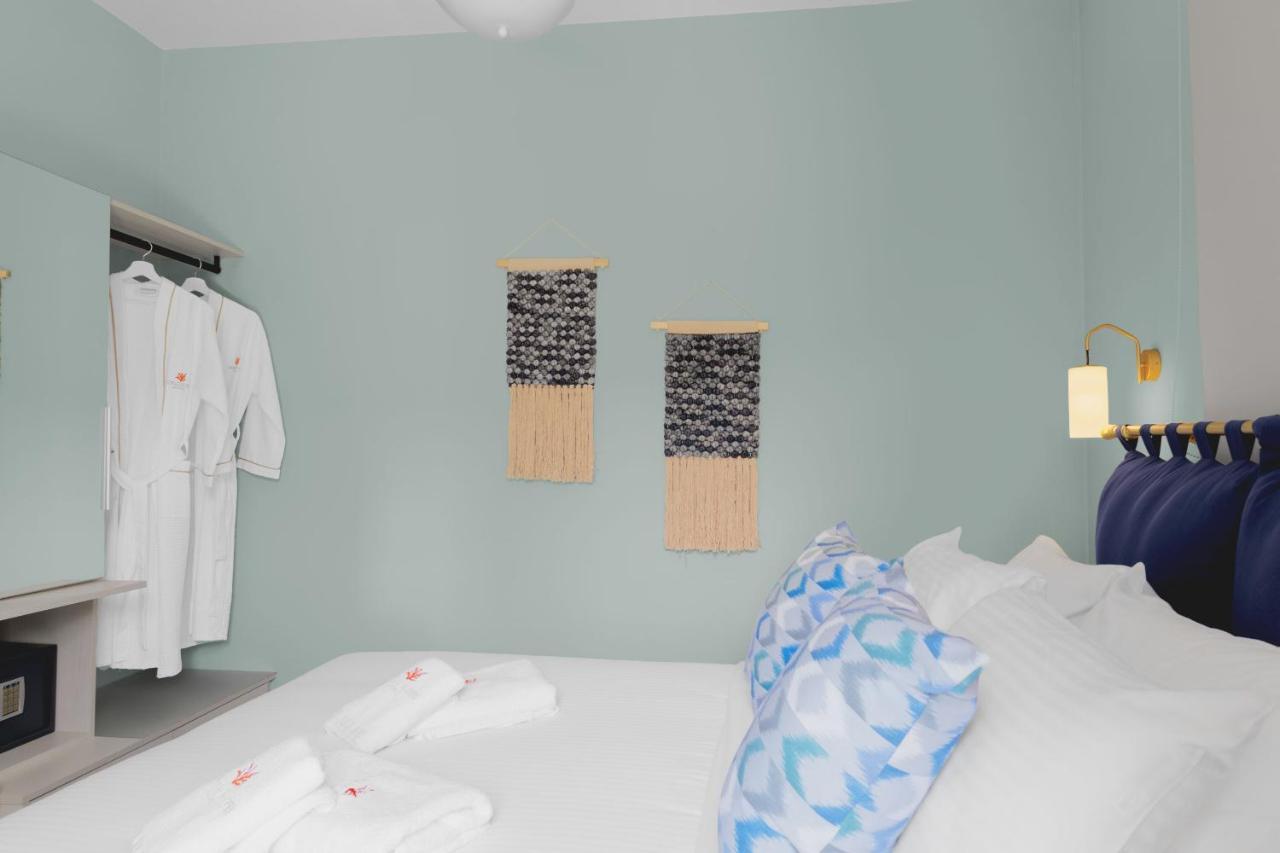 Corali Suites Andros Batsíon Exterior foto